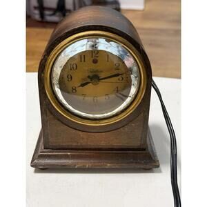 Vintage TELECHRON Victoria” Electric Desk / Shelf Clock Good Condition